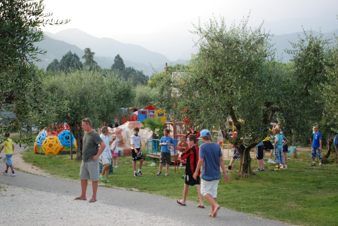 Happy Camp Mobile Homes In Villaggio Turistico Internazionale Eden سان فيليتْشي ديل بيناكو المظهر الخارجي الصورة
